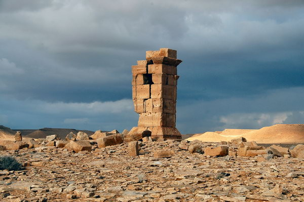 Wadi el-Amud, Tower tomb