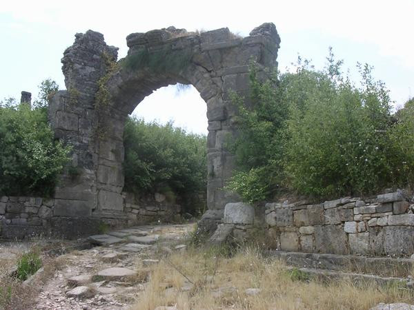 Aspendus, East gate