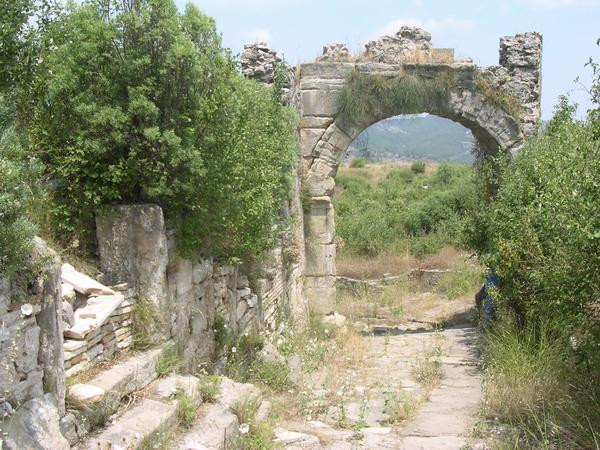 Aspendus, East gate