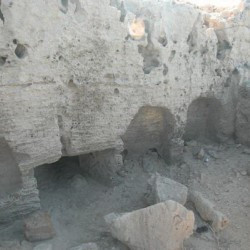 Boreum, Rock chambers