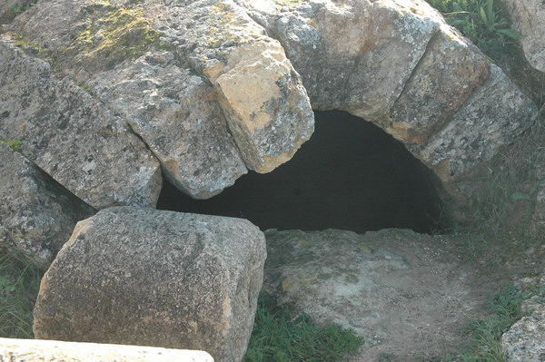 The Asclepium of Balagrae, cistern