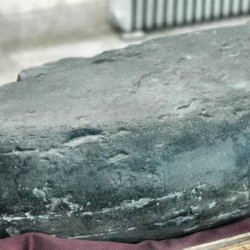 Hamadan, Achaemenid column base