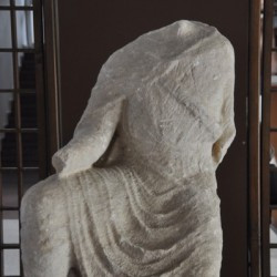 Abydus, Statue of Perseus