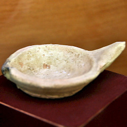 Hamadan, Parthian oil lamp