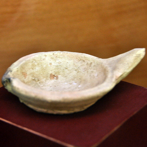 Hamadan, Parthian oil lamp