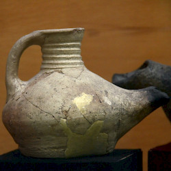 Hamadan, Parthian oil lamp