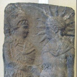 Zeugma, Antiochus I Theos of Commagene shaking hands with Apollo-Helios-Mithras (1)