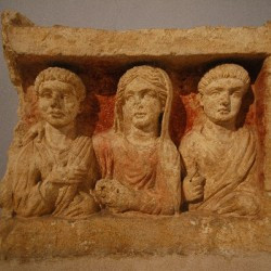 Zeugma, Family tomb