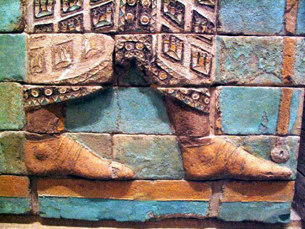 Susa, Soldiers' Relief, Immortal, Counterweight of a spear