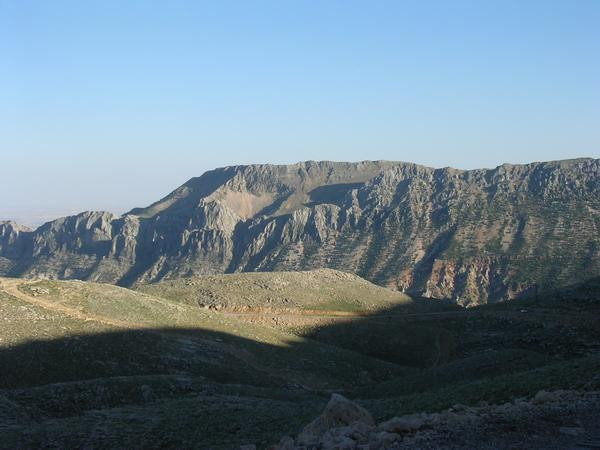 Along the road to Nemrud Daği