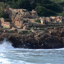 Tipasa, Villa on the shore