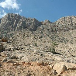 Bishapur, Cave of Shapur, Outside