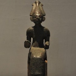 Ugarit, Statuette of a seated god