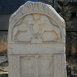Ancyra, Roman housetomb with two lions (and a Russian inscription)