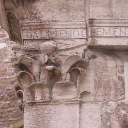 Rome, Arch of Gallienus, capital