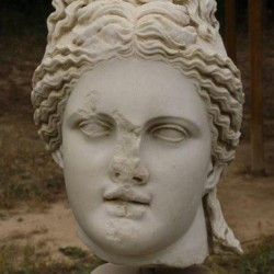 Clarus, Aphrodite
